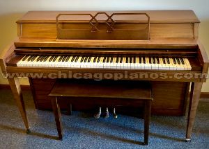 Used Lyon & Healy Spinet Piano