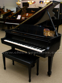 Used Steinway Grand Piano ijn Chicago